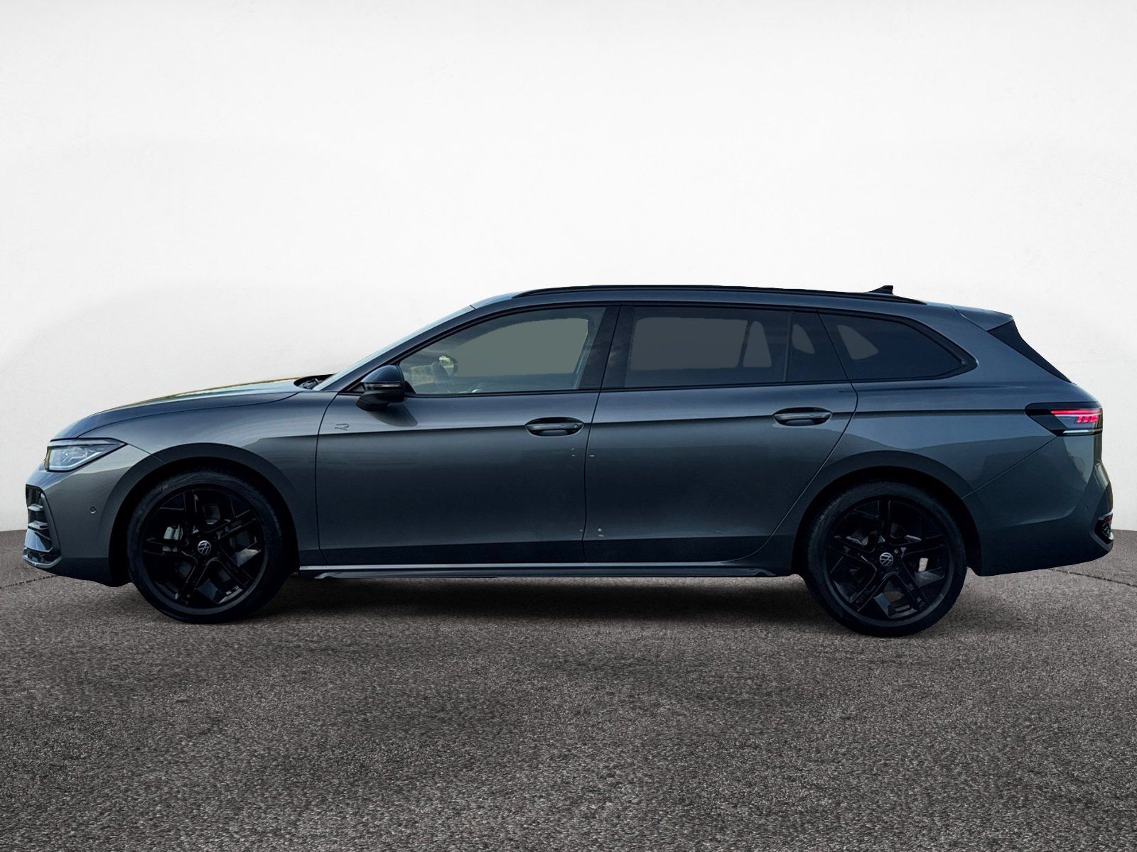 Volkswagen Passat Variant R-Line TDI DSG 4Motion|AHK|NAVI|A