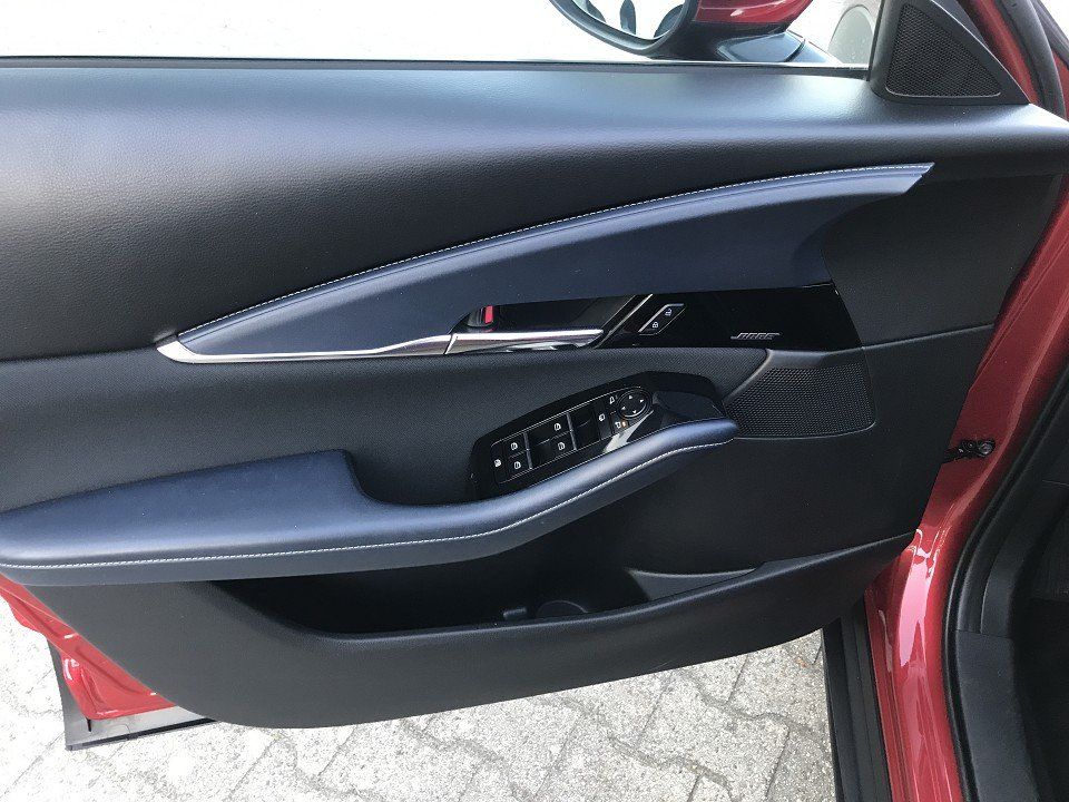 Mazda CX-30 SKYACTIV-X M Hybrid SELECTION, AUTOMATIK,