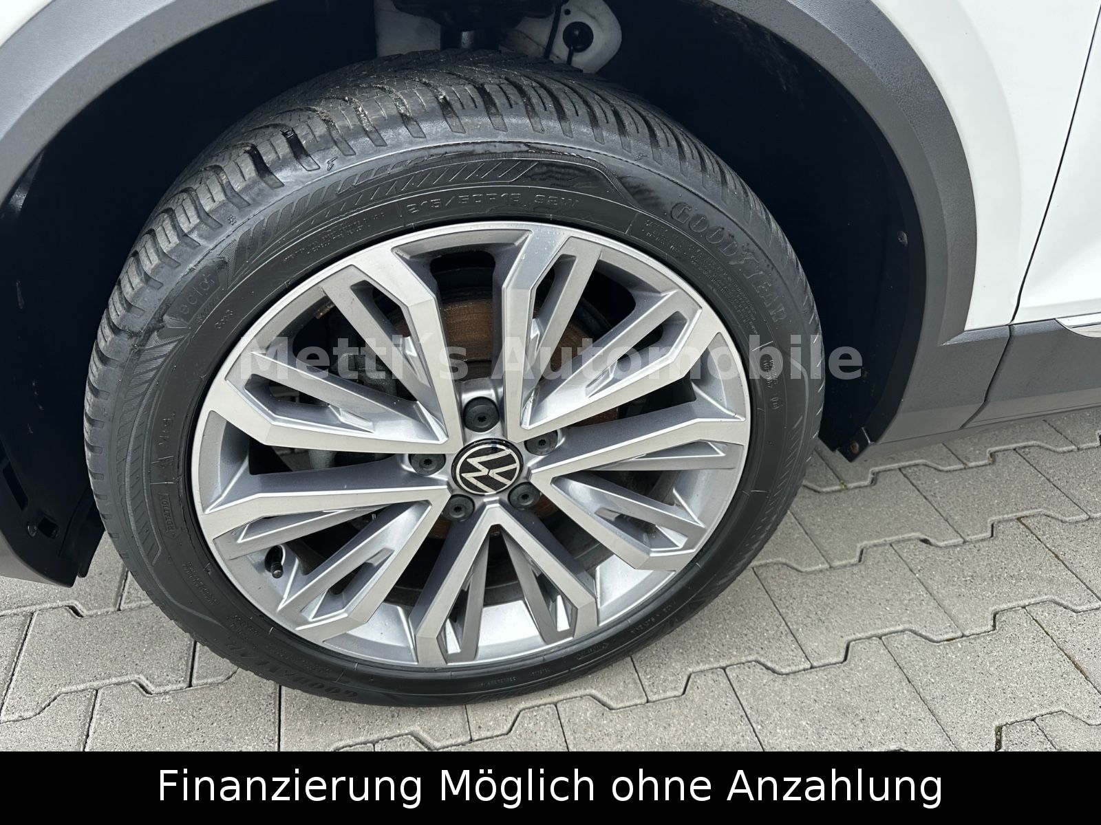 Volkswagen T-Roc United 2.0 TDI - Samsaru's Car Outlet