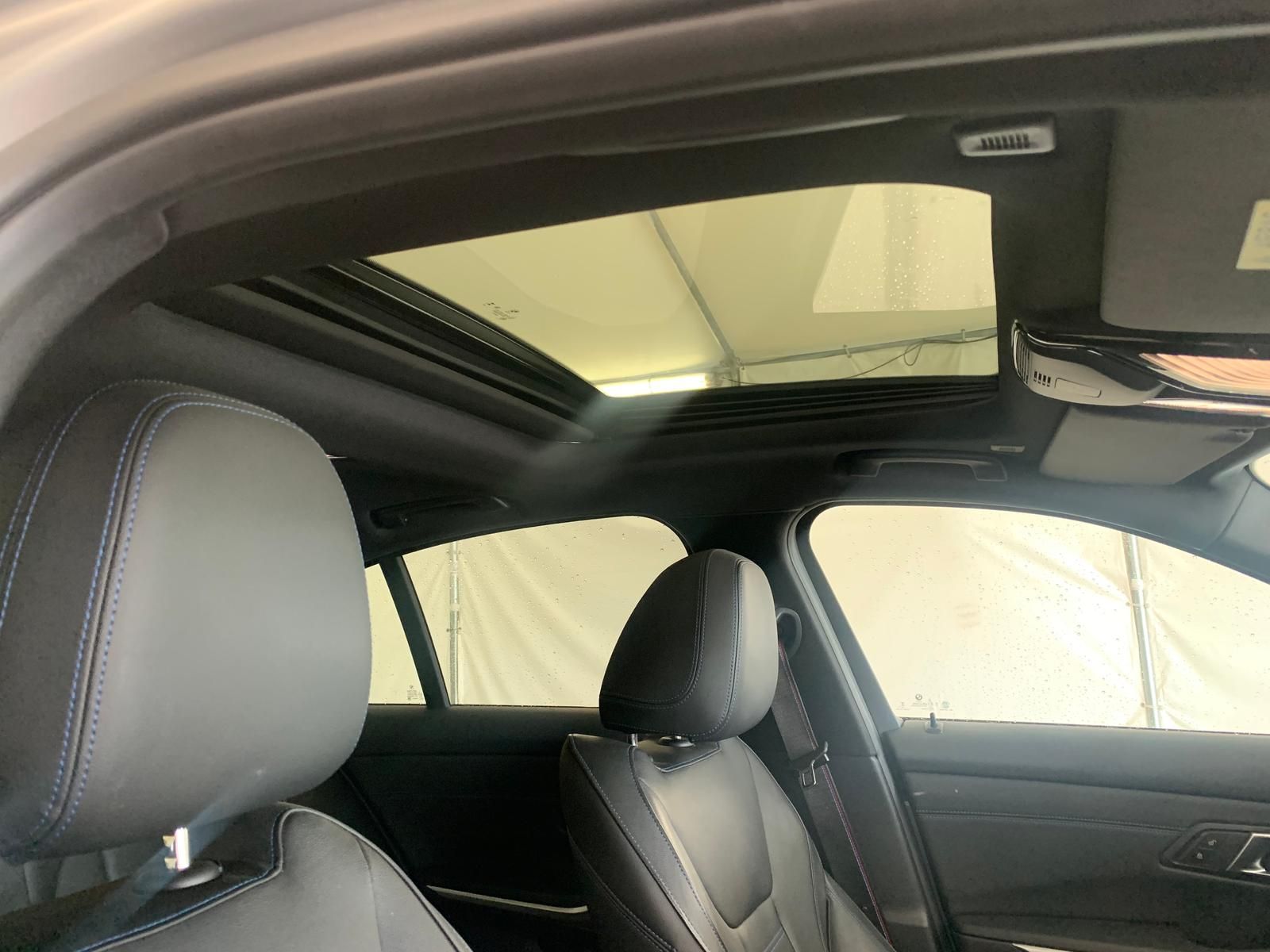 BMW 320 xDr M-Sport-Pro|Mopf S-Dach|360°|DrivPro|HUD