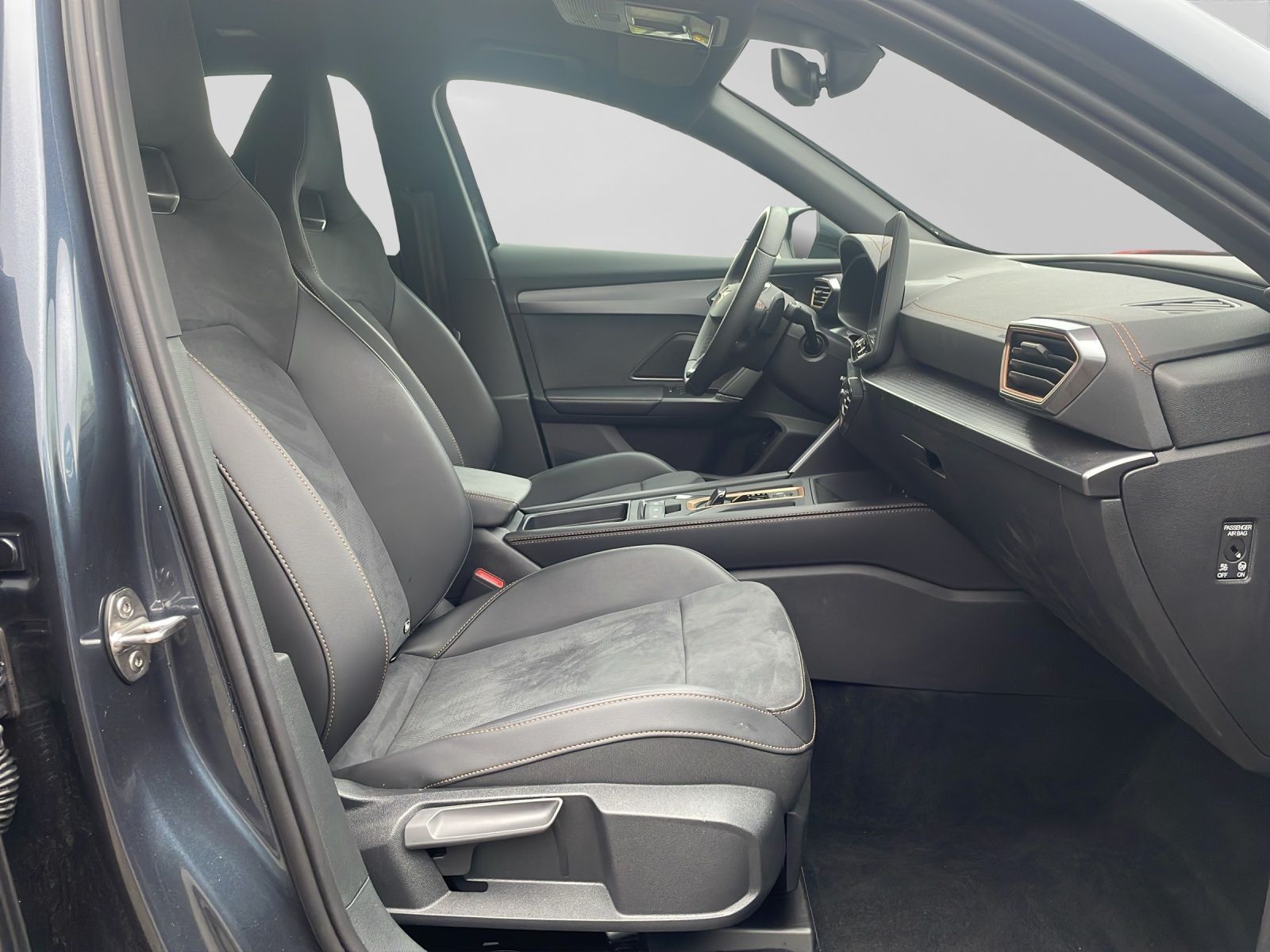 Cupra Formentor VZ 2.0 TSI LM19 PANO AHK MATRIX 360 SU