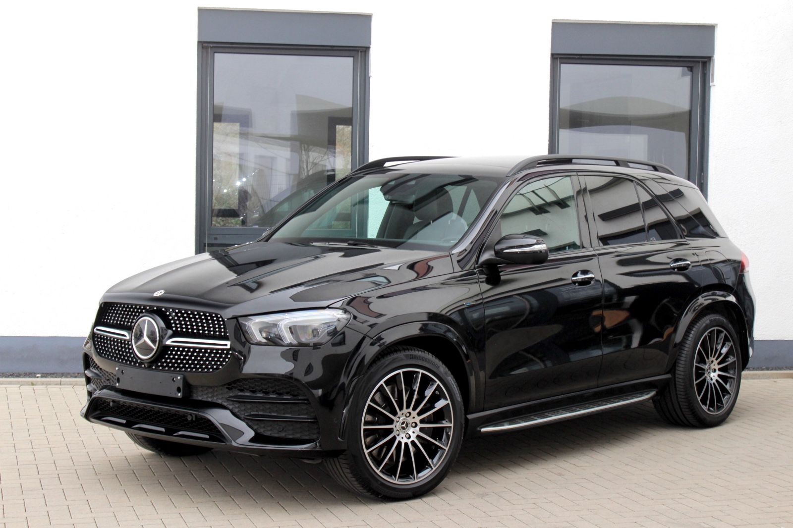 Mercedes-Benz GLE 350 de 4MATIC AMG-STYLING PANO AHK 21 ZOLL