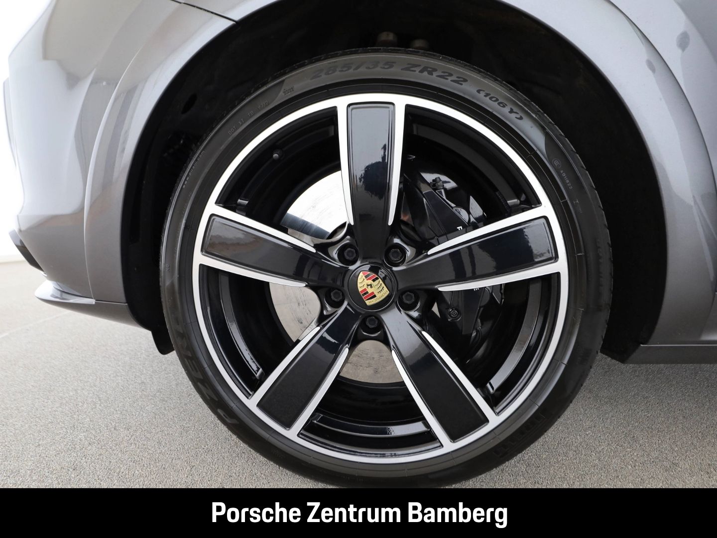Porsche Cayenne Turbo/ Head-Up/ InnoDrive/ Massage/ Spor