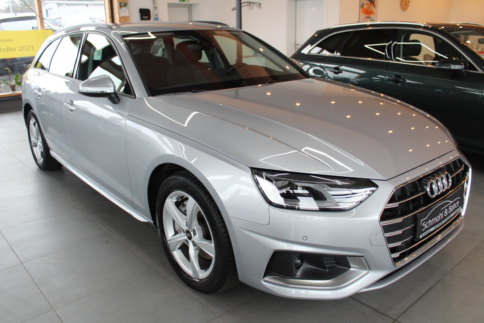 Audi A4 Avant 40 TDI S tronic advanced - Samsaru's Car Outlet