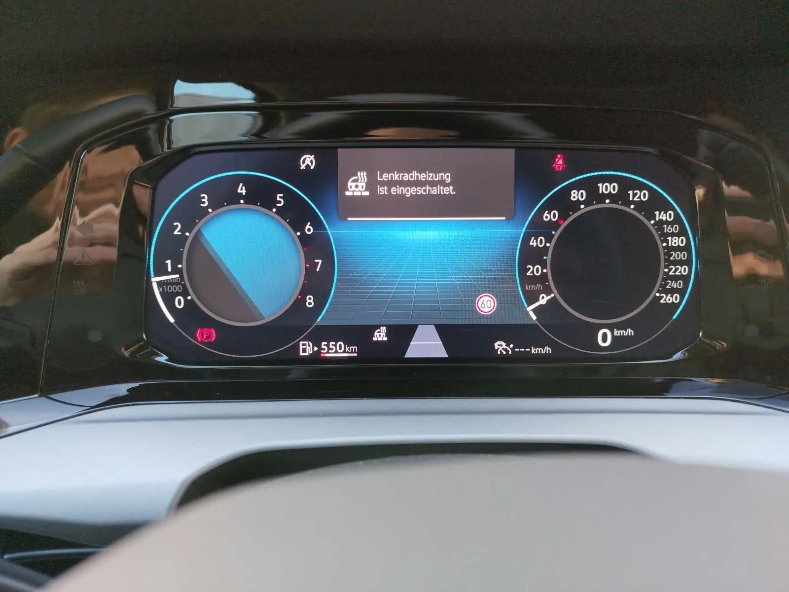 Volkswagen Golf Life 1.5 TSI - Samsaru's Car Outlet