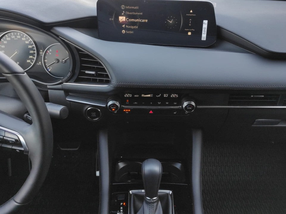 Mazda 3 e-Skyactiv X186 AT MHEV Center-Line + Design