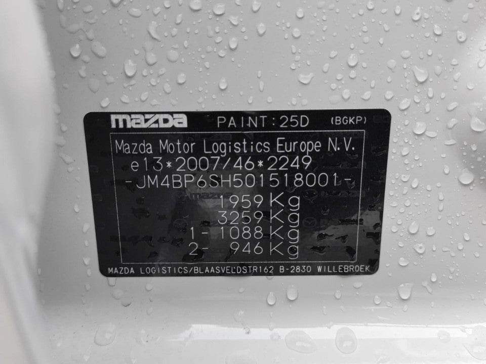 Mazda 3 e-Skyactiv X186 AT MHEV Center-Line + Design