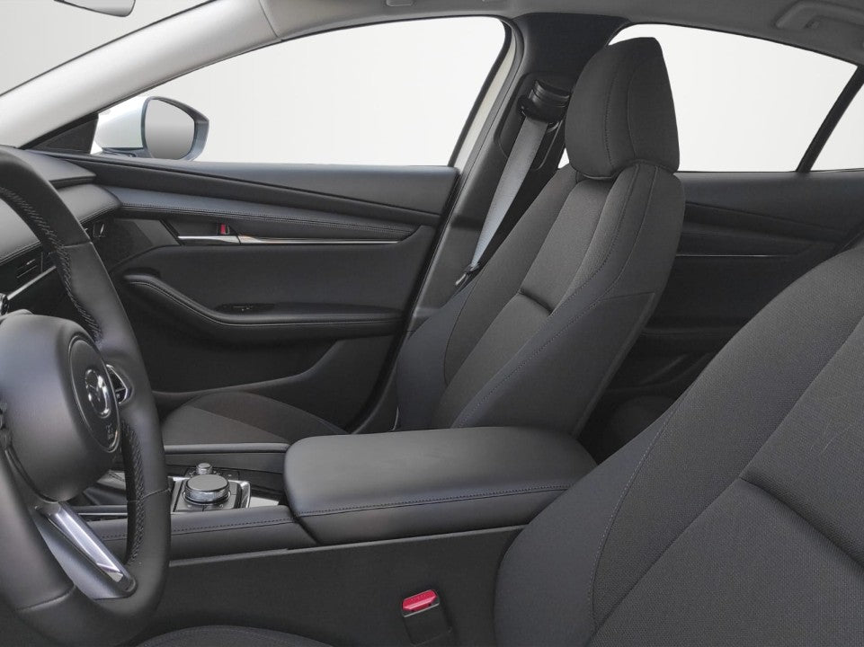 Mazda 3 e-Skyactiv X186 AT MHEV Center-Line + Design