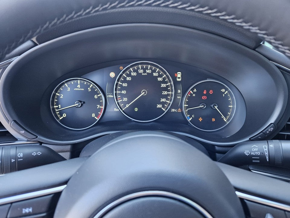 Mazda 3 e-Skyactiv X186 MHEV Center-Line