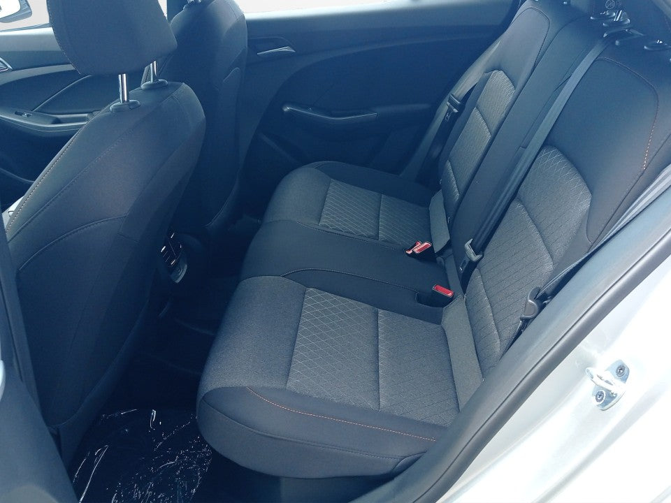 MG3 HEV 5 usi Excite 1.5L PFI HEV 194 CP AT