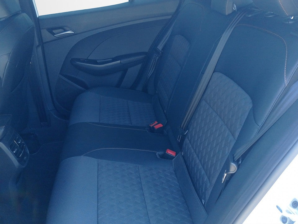 MG3 HEV 5 usi Exclusive 1.5L PFI HEV 194 CP AT