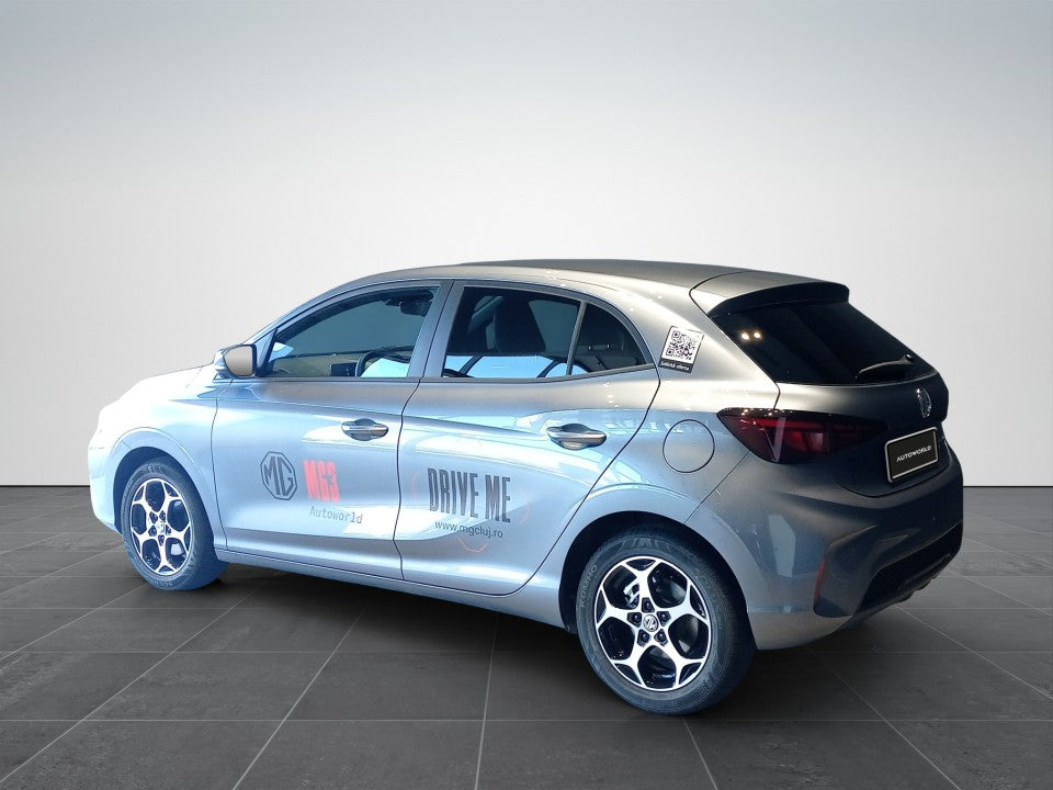 MG3 HEV 5 usi Exclusive 1.5L PFI HEV 194 CP AT