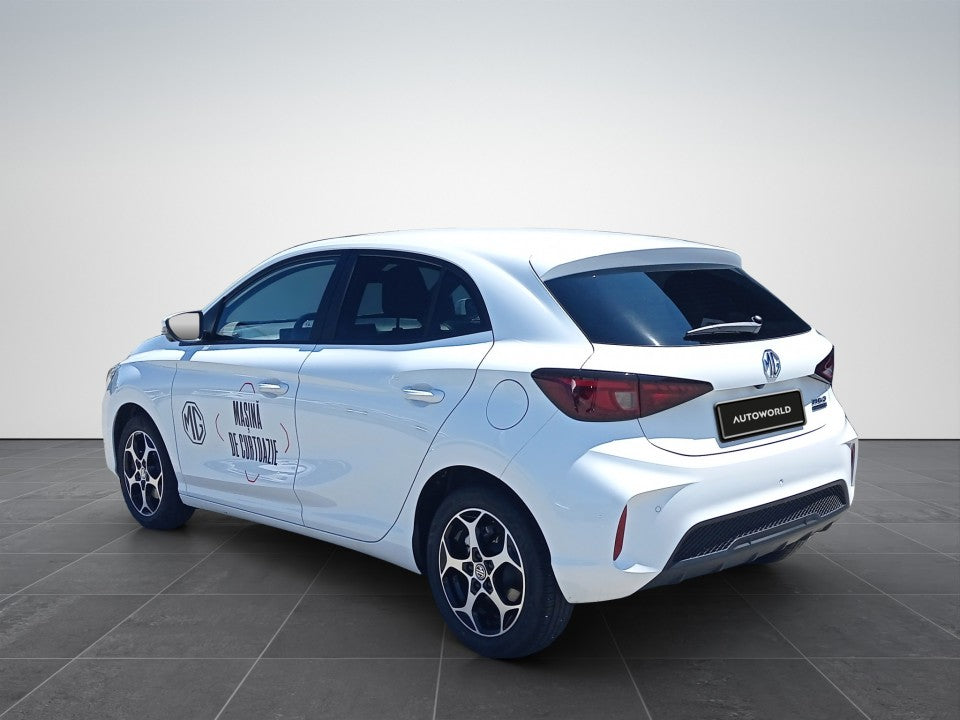 MG3 HEV 5 usi Exclusive 1.5L PFI HEV 194 CP AT