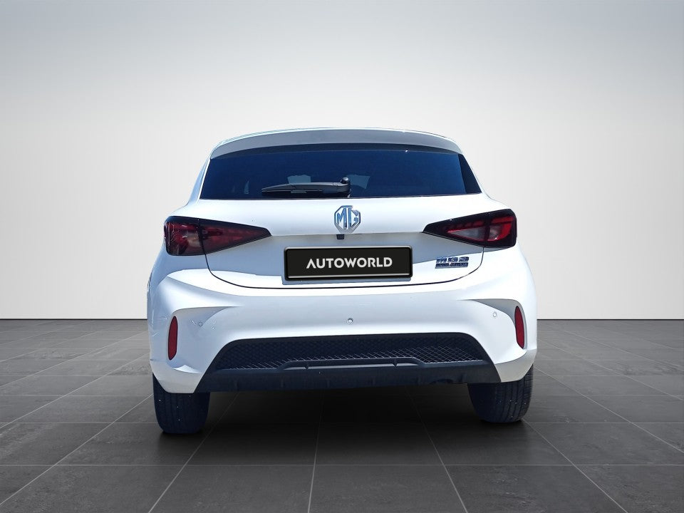 MG3 HEV 5 usi Exclusive 1.5L PFI HEV 194 CP AT