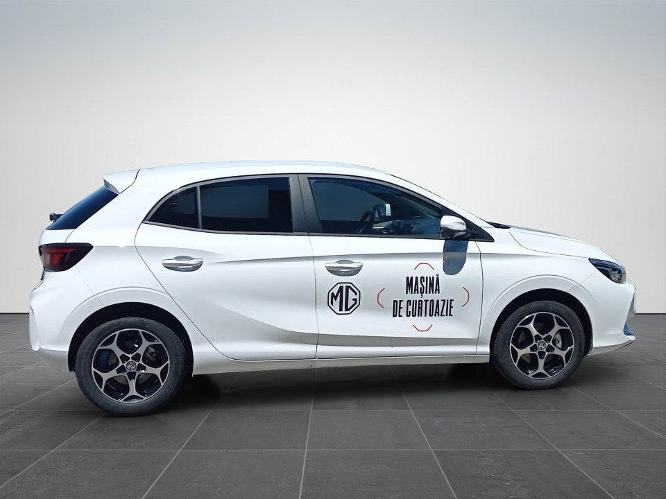 MG3 HEV 5 usi Exclusive 1.5L PFI HEV 194 CP AT