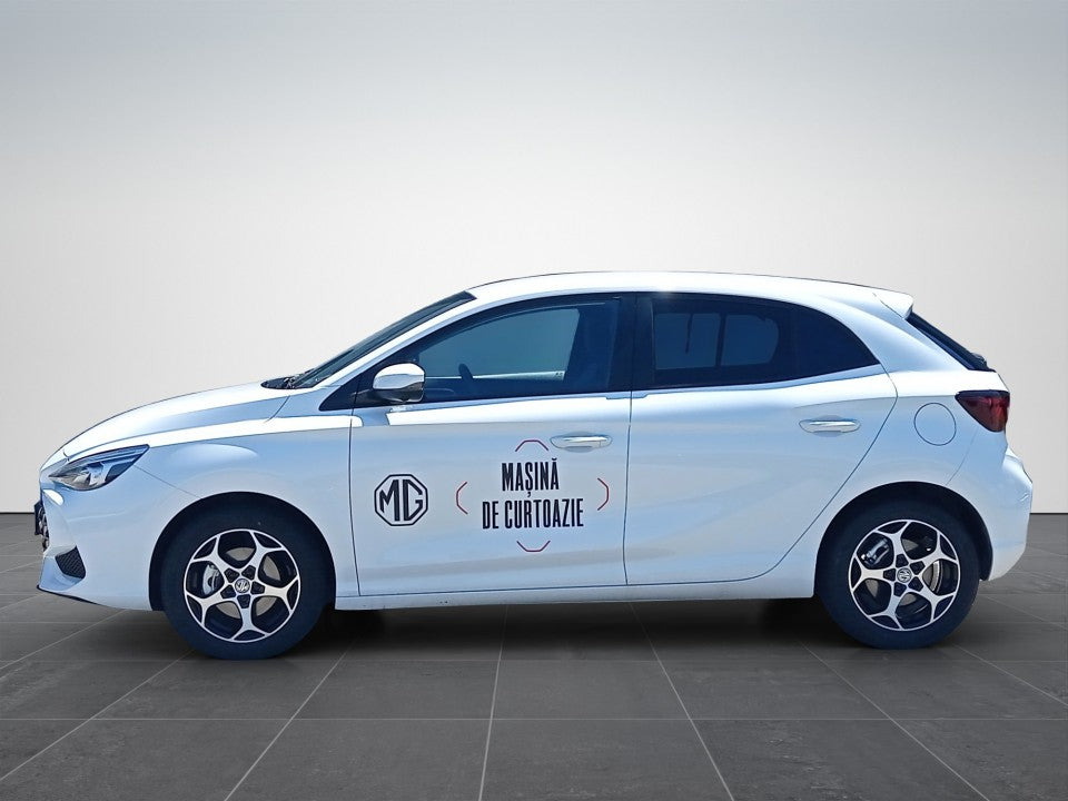 MG3 HEV 5 usi Exclusive 1.5L PFI HEV 194 CP AT
