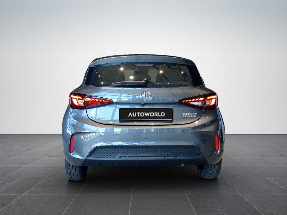MG3 HEV 5 usi Explore 1.5L PFI HEV 194 CP AT