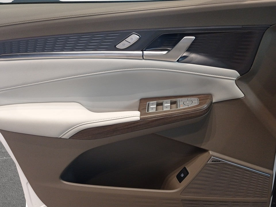 MGS9 PHEV 5 usi Luxury GS61H 1.5T Turbo 299 CP AT