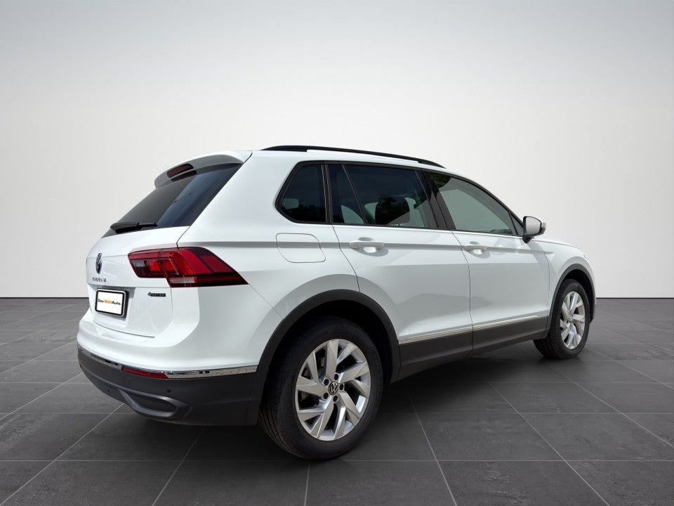 Volkswagen Noul Tiguan Life 2,0 TDI SCR DSG 4Mot