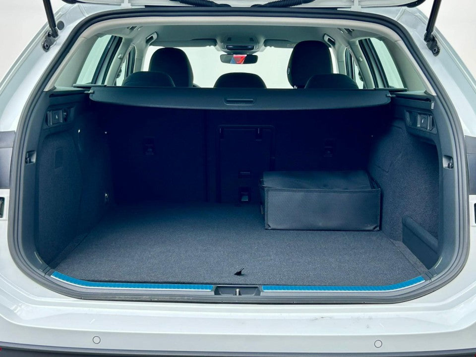 Volkswagen Passat Base1.5 TSI PHEV