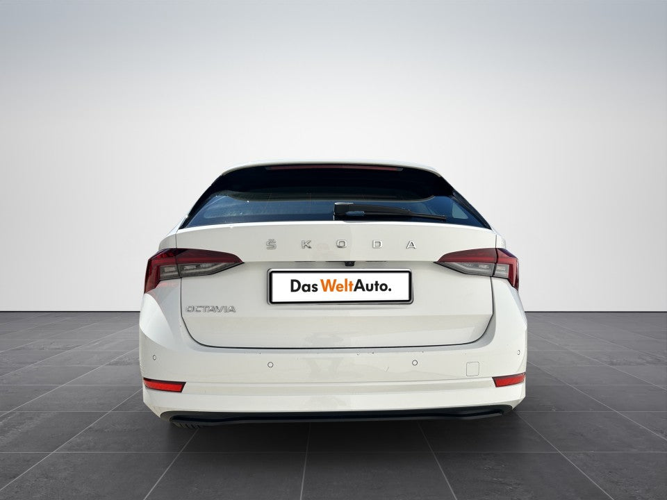 Skoda Octavia Combi AMB TD110/2.0A7F