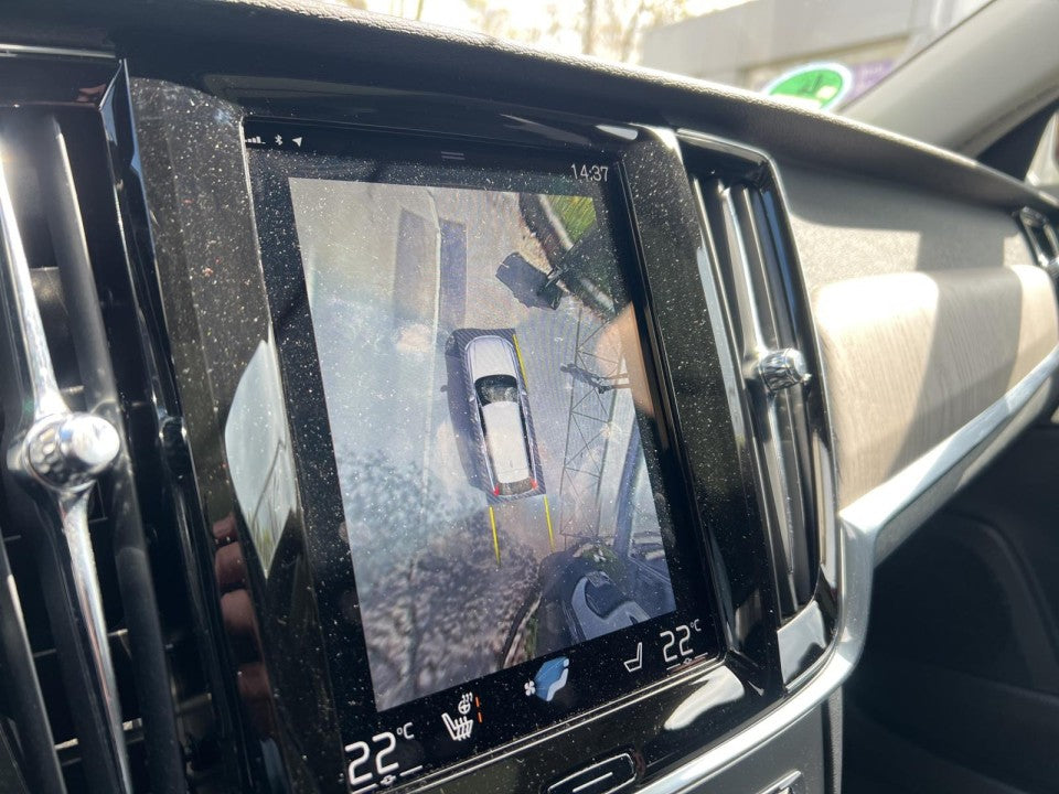 Volvo V90 Cross Country D5