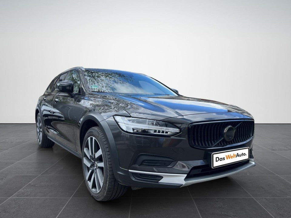 Volvo V90 Cross Country D5