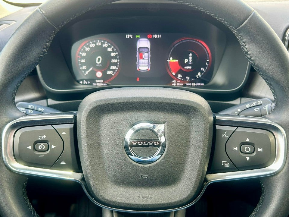 Volvo XC 40 Volvo XC40 T5 Recharge Plug-in Hybrid R-Design 2023