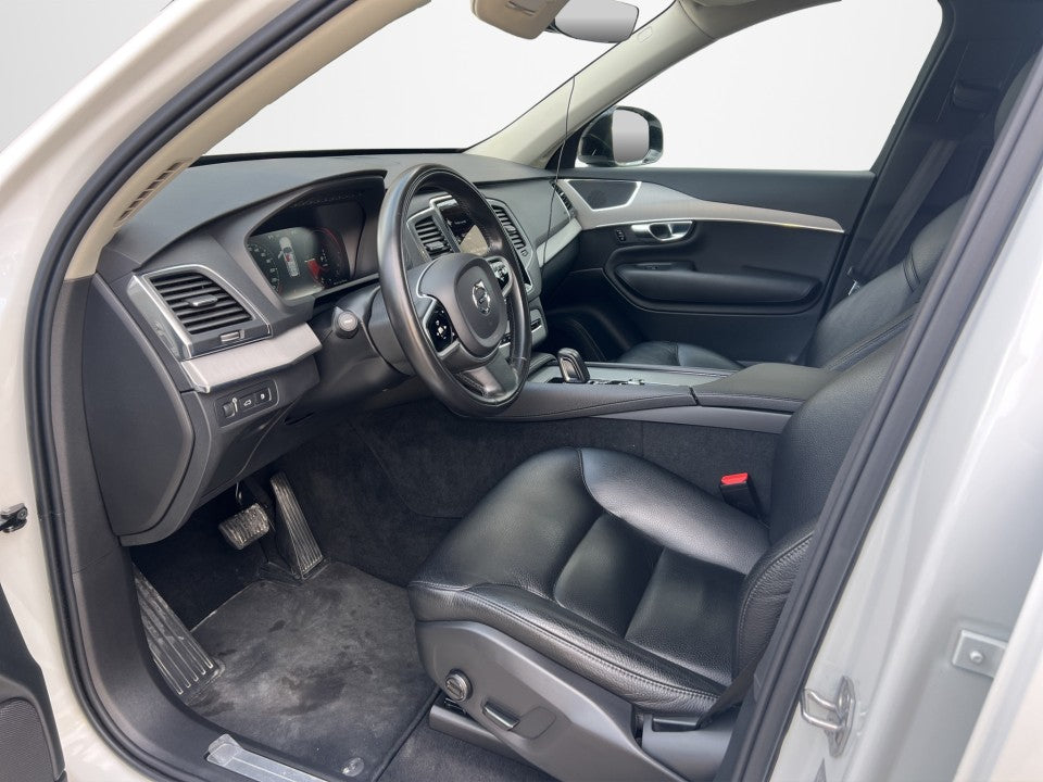 Volvo XC 90 Volvo XC90 Recharge eAWD R-Design