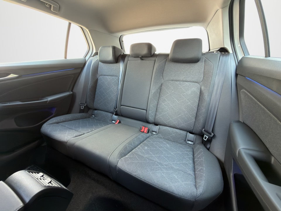 Volkswagen VW Golf Life 2.0 TDI DSG
