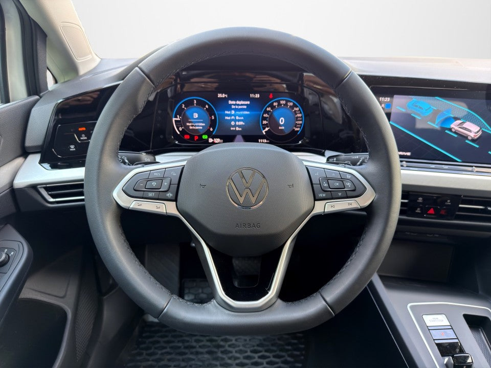 Volkswagen VW Golf Life 2.0 TDI DSG
