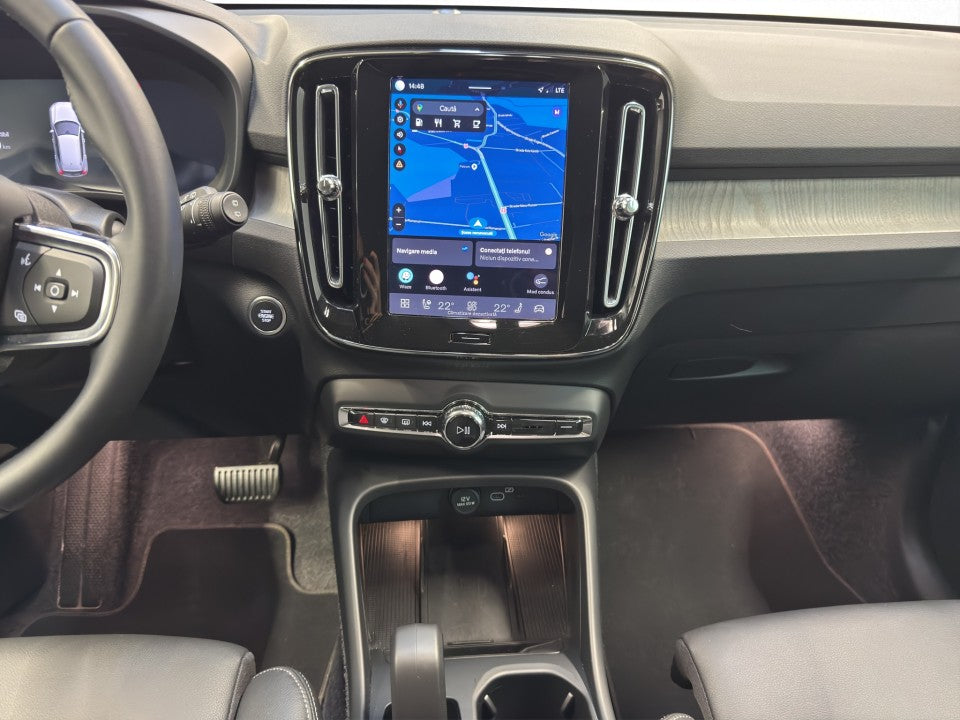 Volvo XC 40 XC40 CORE B3 (Petrol) AT7 FWD (Mild Hybrid)