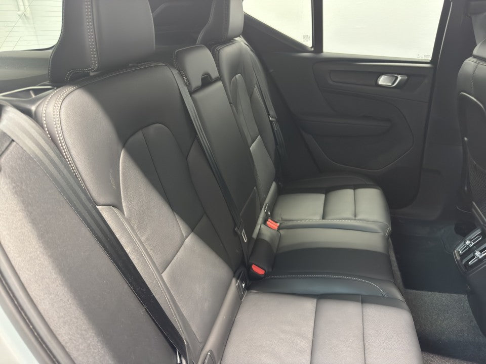 Volvo XC 40 XC40 CORE B3 (Petrol) AT7 FWD (Mild Hybrid)
