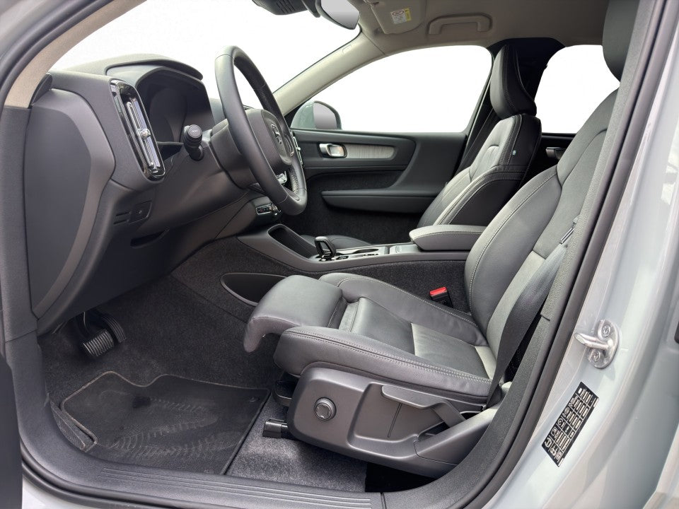 Volvo XC 40 XC40 CORE B3 (Petrol) AT7 FWD (Mild Hybrid)