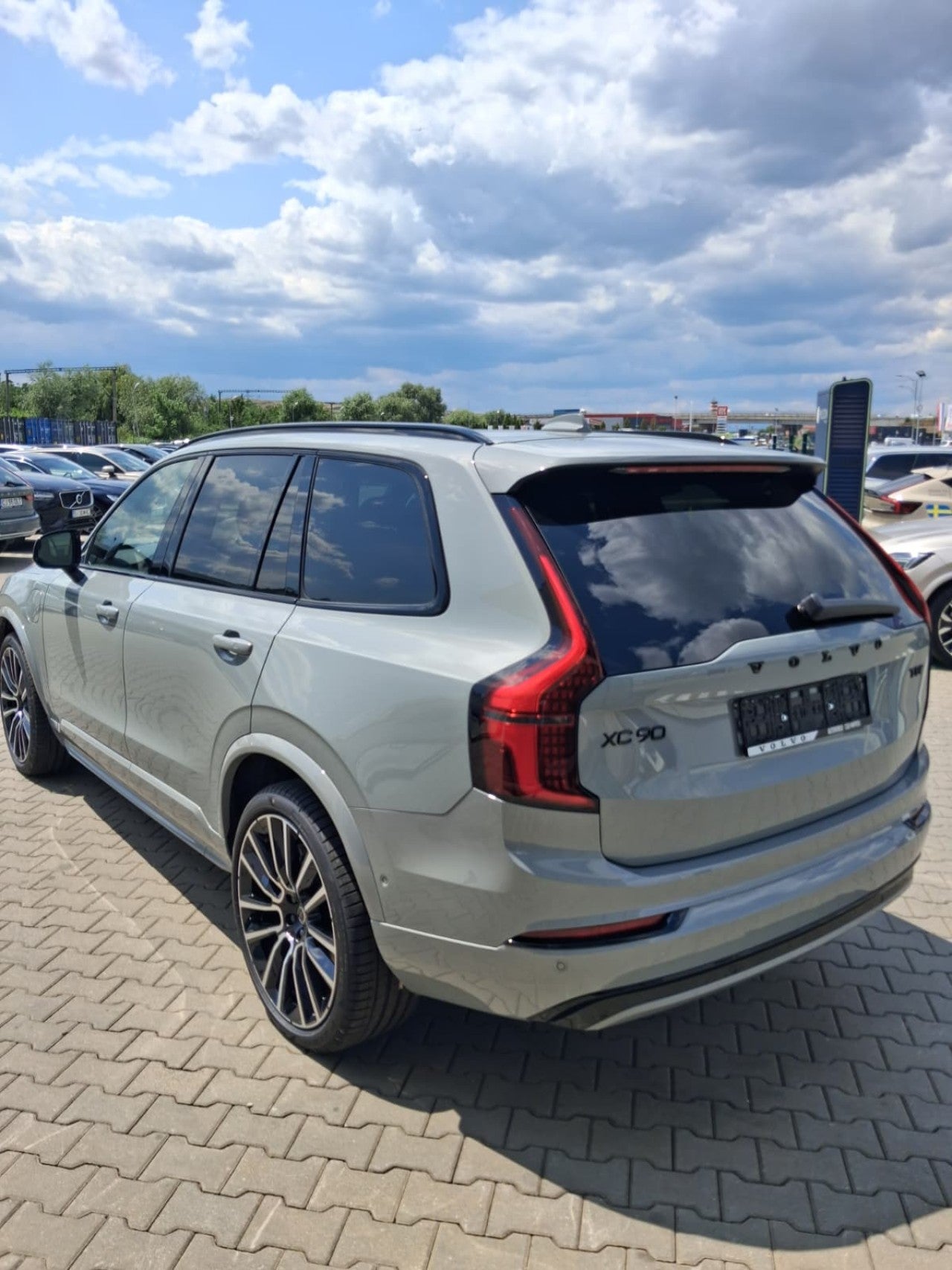 Volvo XC 90 XC90 Ultra Black Edition T8 AT8 eAWD